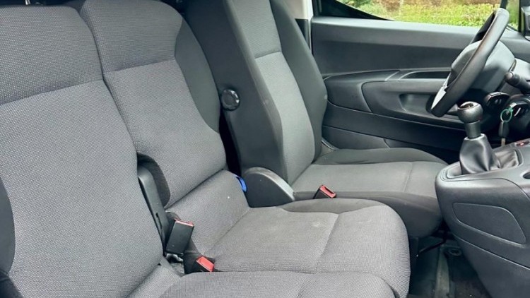 Peugeot Partner LONGA 1.5 HDI