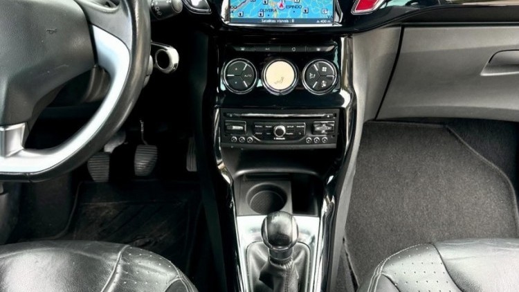 Citro&euml;n DS3 SPORT CHIC