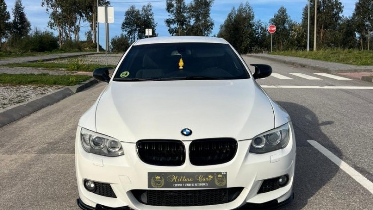 BMW S&eacute;rie 3 - 320 E92 PACK M LCI