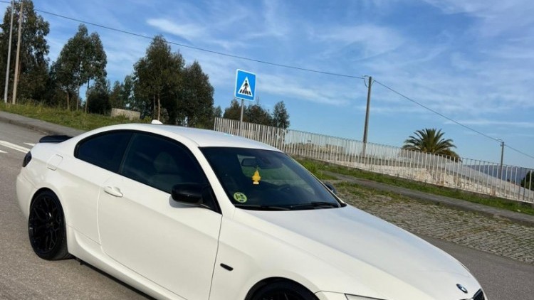 BMW S&eacute;rie 3 - 320 E92 PACK M LCI