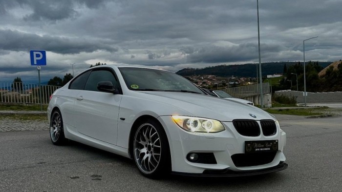 BMW Série 3 - 320 E92 PACK M LCI