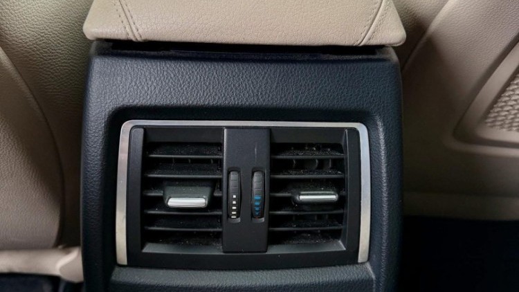 BMW S&eacute;rie 3 - 328 PACK M FULL M LOOK M3