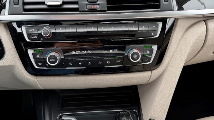 BMW S&eacute;rie 3 - 328 PACK M FULL M LOOK M3