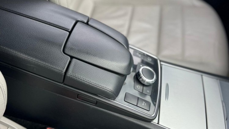 Mercedes-Benz Classe E 250 BI TURBO CABRIO AMG