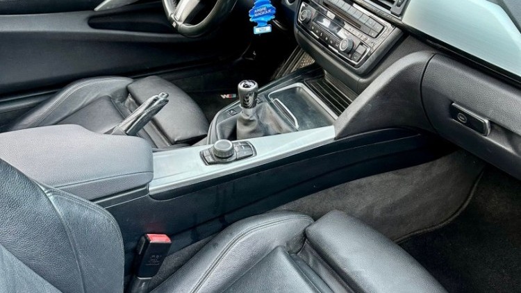 BMW S&eacute;rie 4 - 418 Coupe Pack M LOOK M4